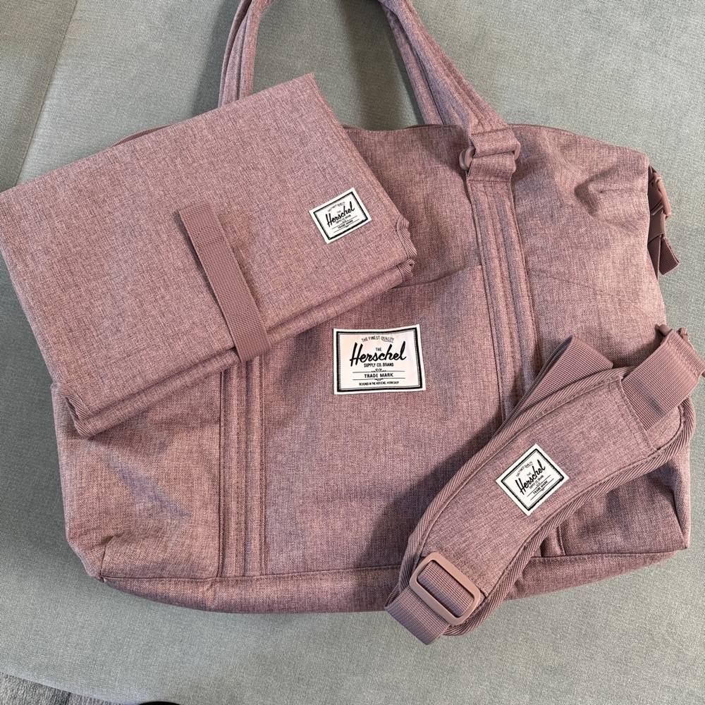 NEW Hershel Supply diaper bag